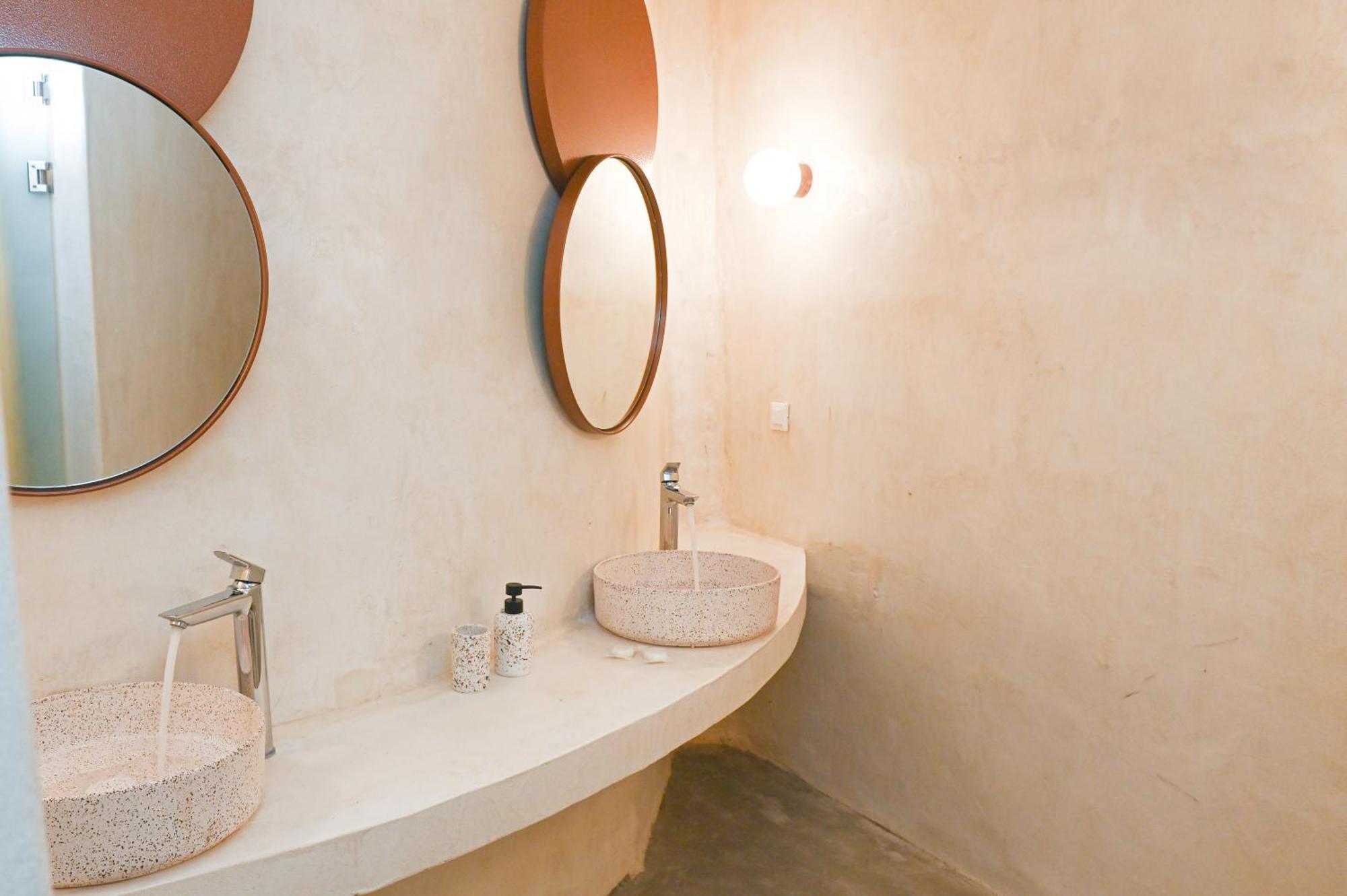 Naos Suites Vóthon Екстериор снимка